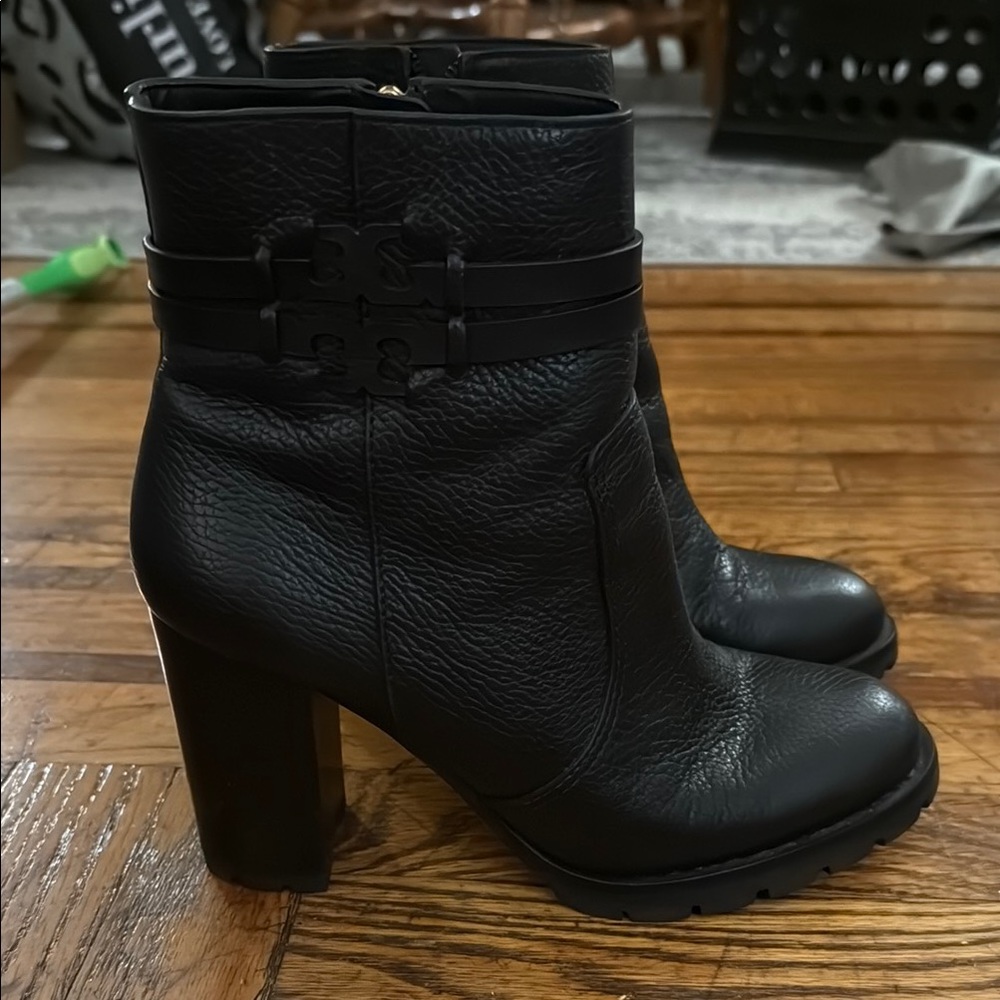 Tory Burch Womens Leigh 90mm Lug Sole Bootie